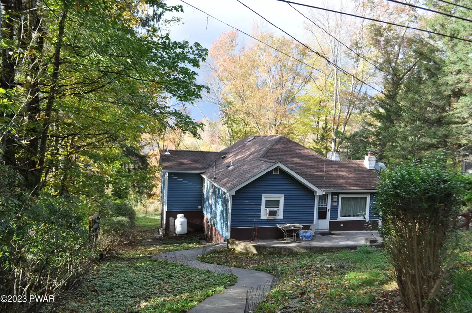 846 Terrace St, Honesdale, PA 18431 27 Photos Movoto