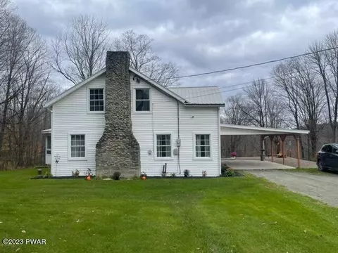 3192 Creamton Dr # B, Lake Como, PA 18437