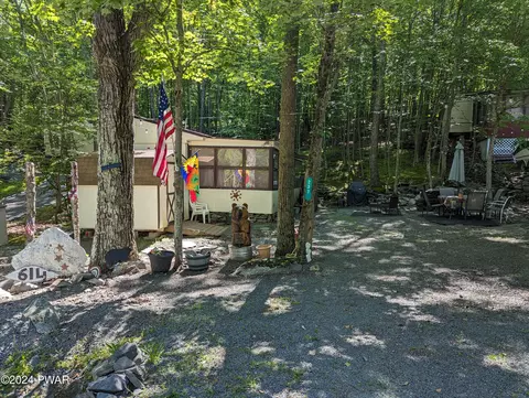 237 Shohola Pkwy, Shohola, PA 18458