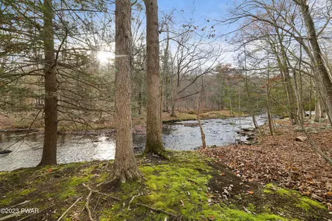 6348 Decker Rd, Bushkill, PA 18324 photo 31