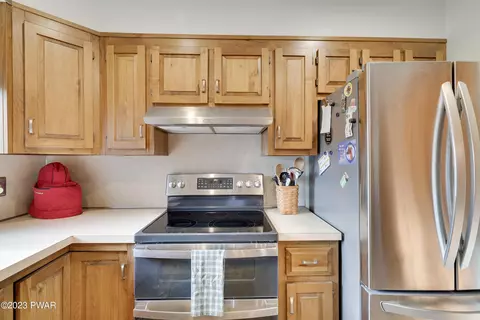 6348 Decker Rd, Bushkill, PA 18324 photo 9