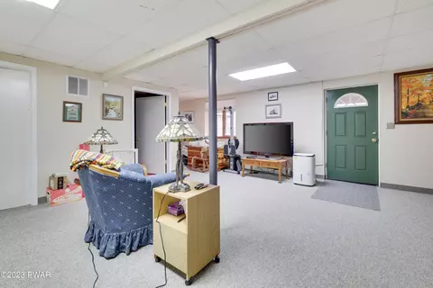 6348 Decker Rd, Bushkill, PA 18324 photo 25