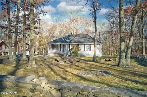 116 Ruffed Grouse Rd, Bushkill, PA 18324 photo 3