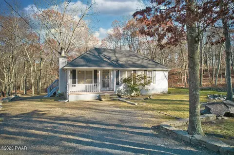 116 Ruffed Grouse Rd, Bushkill, PA 18324 photo 8