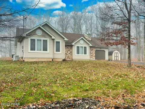 1110 Falls Rd, Bushkill, PA 18324 photo 1