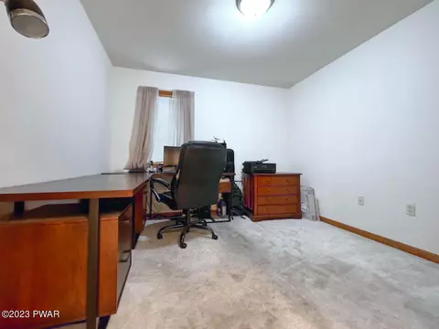 1110 Falls Rd, Bushkill, PA 18324 photo 17