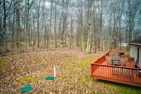 1110 Falls Rd, Bushkill, PA 18324 photo 29