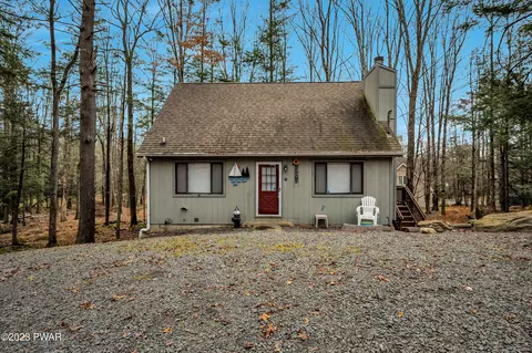 1038 Tomahawk Rd, Lake Ariel, PA 18436