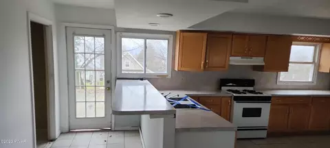 Entry Way - 175 Phillips St, Throop, PA 18512 photo 6 of 7