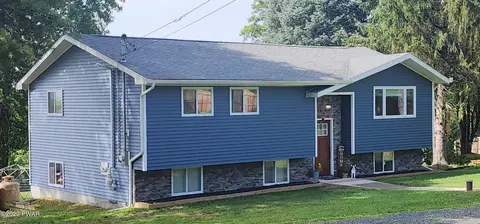 102 Father John Dr, Lake Ariel, PA 18436
