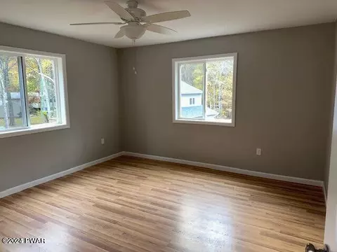 178 Spring Dr, Dingmans Ferry, PA 18328 photo 11