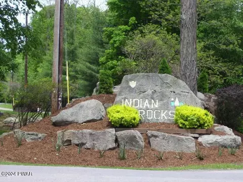 395 Snowshoe Cir, Lake Ariel, PA 18436