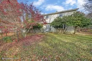 145 Gap Veiw Cir, Bushkill, PA 18324