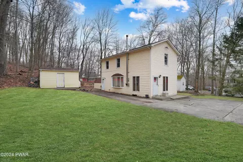 105 Rosewood Rd, Dingmans Ferry, PA 18328