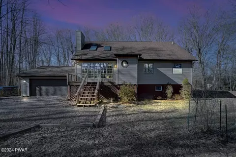 44 Wild Turkey Cir, Lake Ariel, PA 18436
