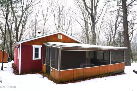 116 Neversink Rd, Shohola, PA 18458