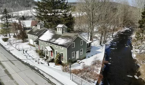 337 Starrucca Creek Rd, Starrucca, PA 18462