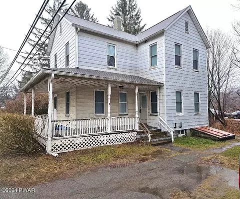914 Main St, Newfoundland, PA 18445
