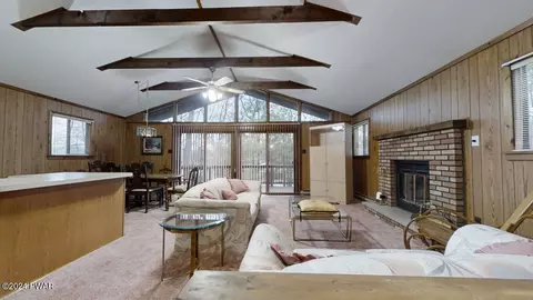 Living - 142 Edgewater Dr, Dingmans Ferry, PA 18328 photo 2 of 3