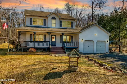 132 Meadow View Rd, Shohola, PA 18458