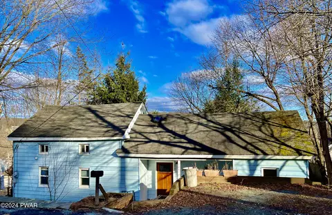 203 Broad St, Honesdale, PA 18431