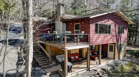 31 Cub Rd, Lake Ariel, PA 18436