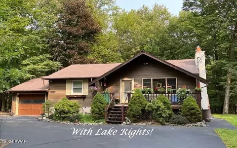 1049 Deer Valley Rd, Lake Ariel, PA 18436
