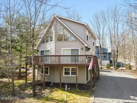 1018 Indian Dr, Lake Ariel, PA 18436