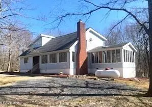 116 French Coach Rd, Milford, PA 18337