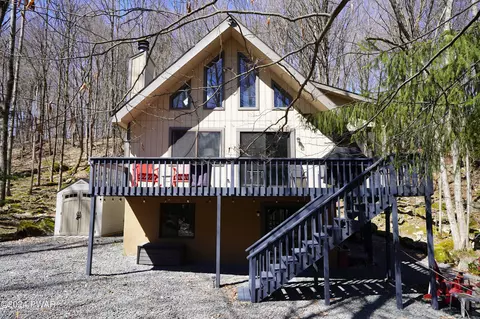 89 Chestnuthill Dr, Lake Ariel, PA 18436