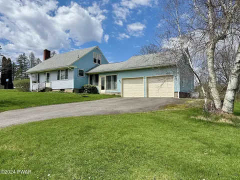 303 Ash St, Bethany, PA 18431