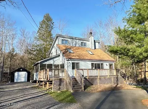1267 Brookfield Rd, Lake Ariel, PA 18436