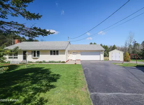 421 Beach Lake Hwy, Honesdale, PA 18431