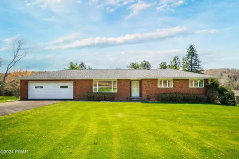 188 State Route 690, Spring Brook, PA 18444