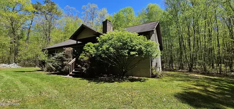 115 Evergreen Ln, Narrowsburg, NY 12764