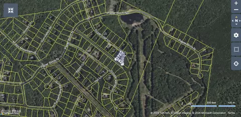 565 Sugar Loaf Ln, Tafton, PA 18464