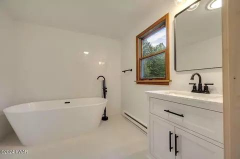 Bath - 74 Orion Way, Lake Ariel, PA 18436 photo 1 of 2