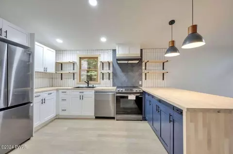 Kitchen - 74 Orion Way, Lake Ariel, PA 18436 photo 1 of 2
