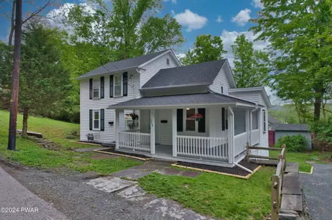 228 Highland St, Hawley, PA 18428