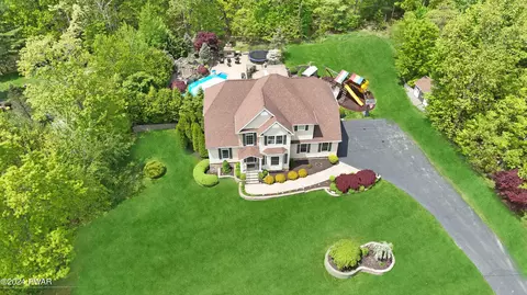 126 Congress Rd, Milford, PA 18337