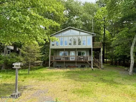 154 Marcel Dr, Dingmans Ferry, PA 18328 photo 13