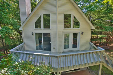 190 Westfall Dr, Dingmans Ferry, PA 18328 photo 29