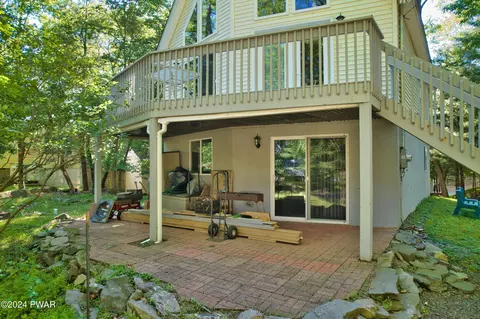 190 Westfall Dr, Dingmans Ferry, PA 18328 photo 31