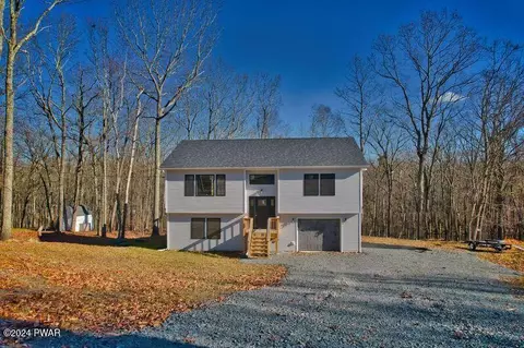 136 Ash Ln, Milford, PA 18337
