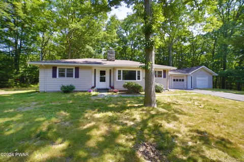 1699 Route 6, Hawley, PA 18428