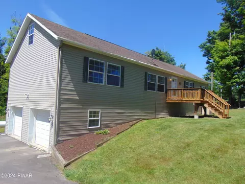 12 Pine Tree Ln, Newfoundland, PA 18445 photo 8