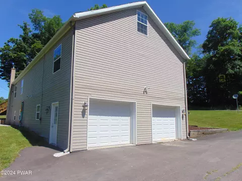 12 Pine Tree Ln, Newfoundland, PA 18445 photo 7