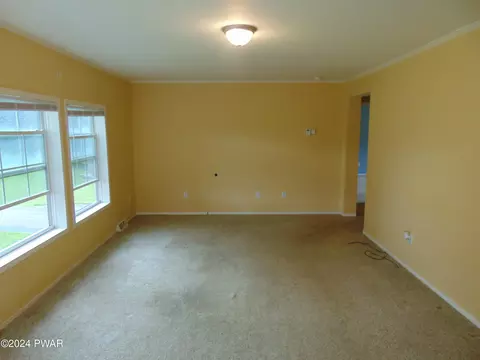 12 Pine Tree Ln, Newfoundland, PA 18445 photo 12