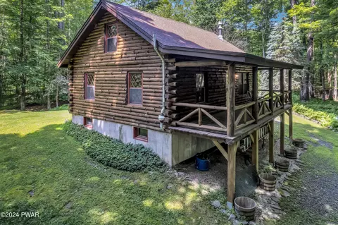 163 Lake Rd, Lake Ariel, PA 18436