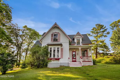 1307 Cochecton Tpke, Tyler Hill, PA 18469